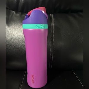 Brand new Owala free sip 24 oz